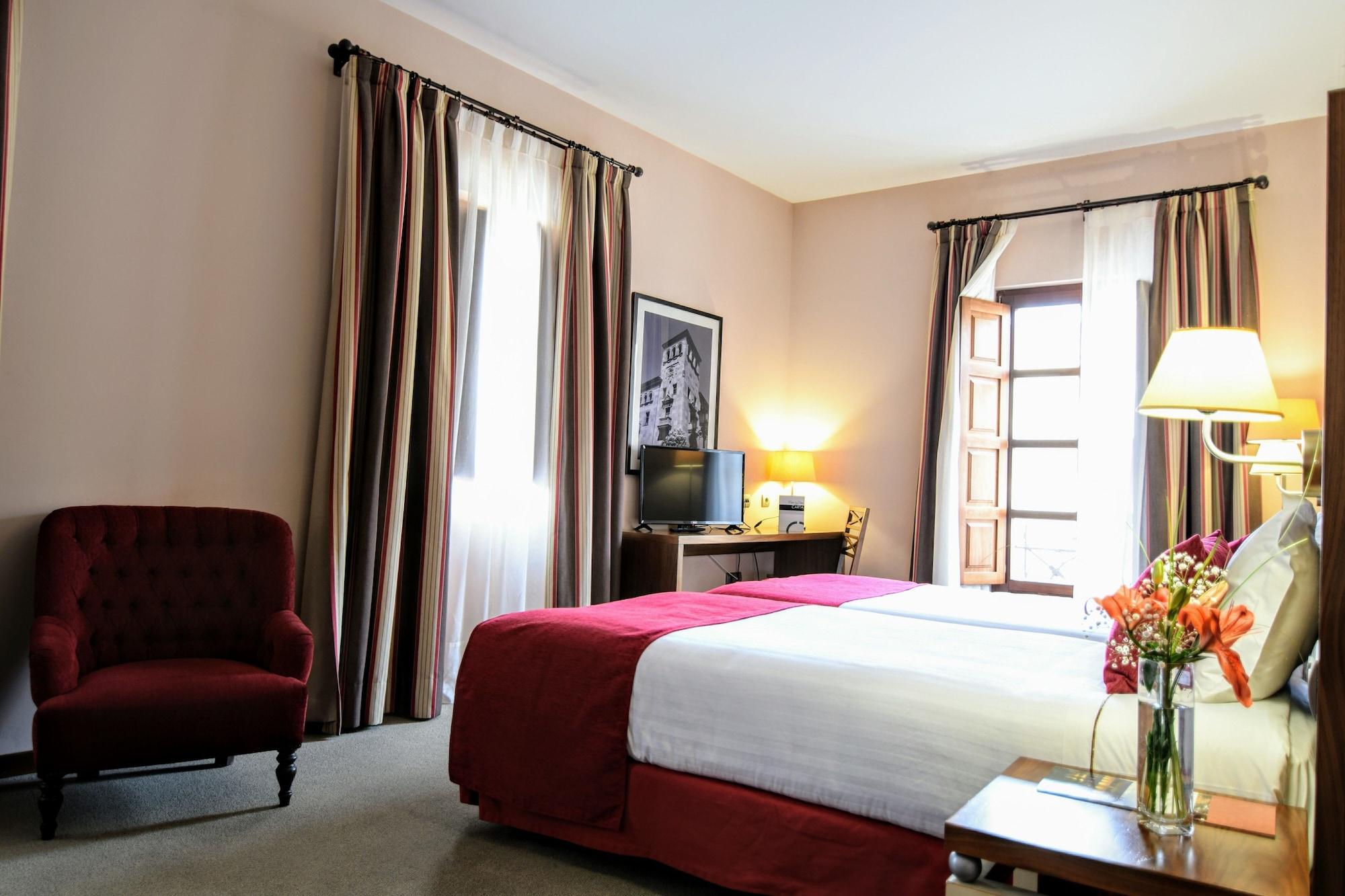 Hospedium Casino Del Tormes 4*